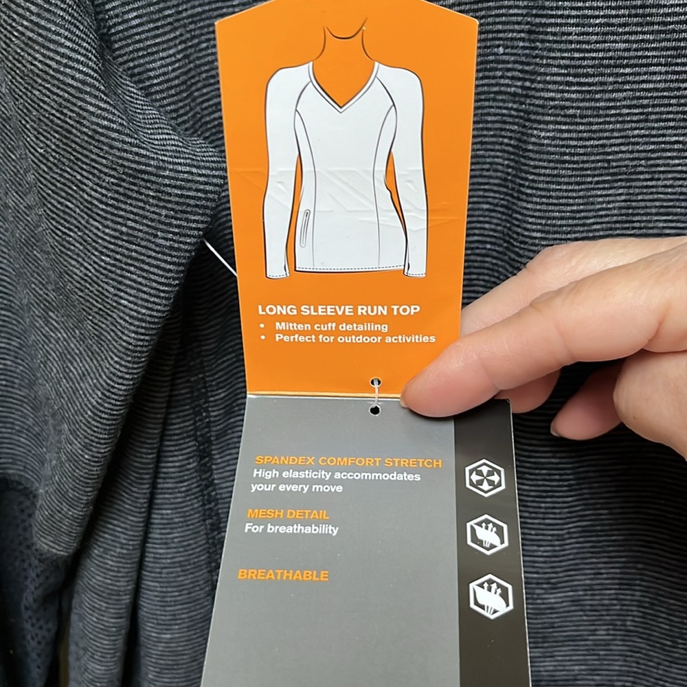 AVIA RUNNING TOP - Picture 9 of 9